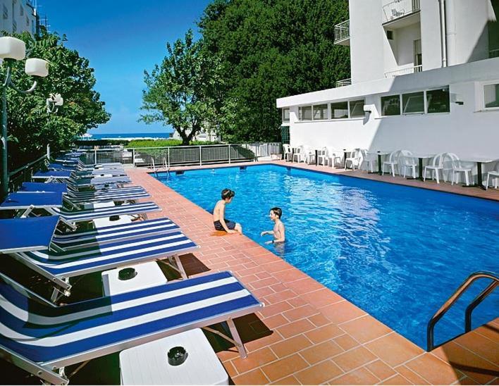 Hotel London Cattolica Extérieur photo