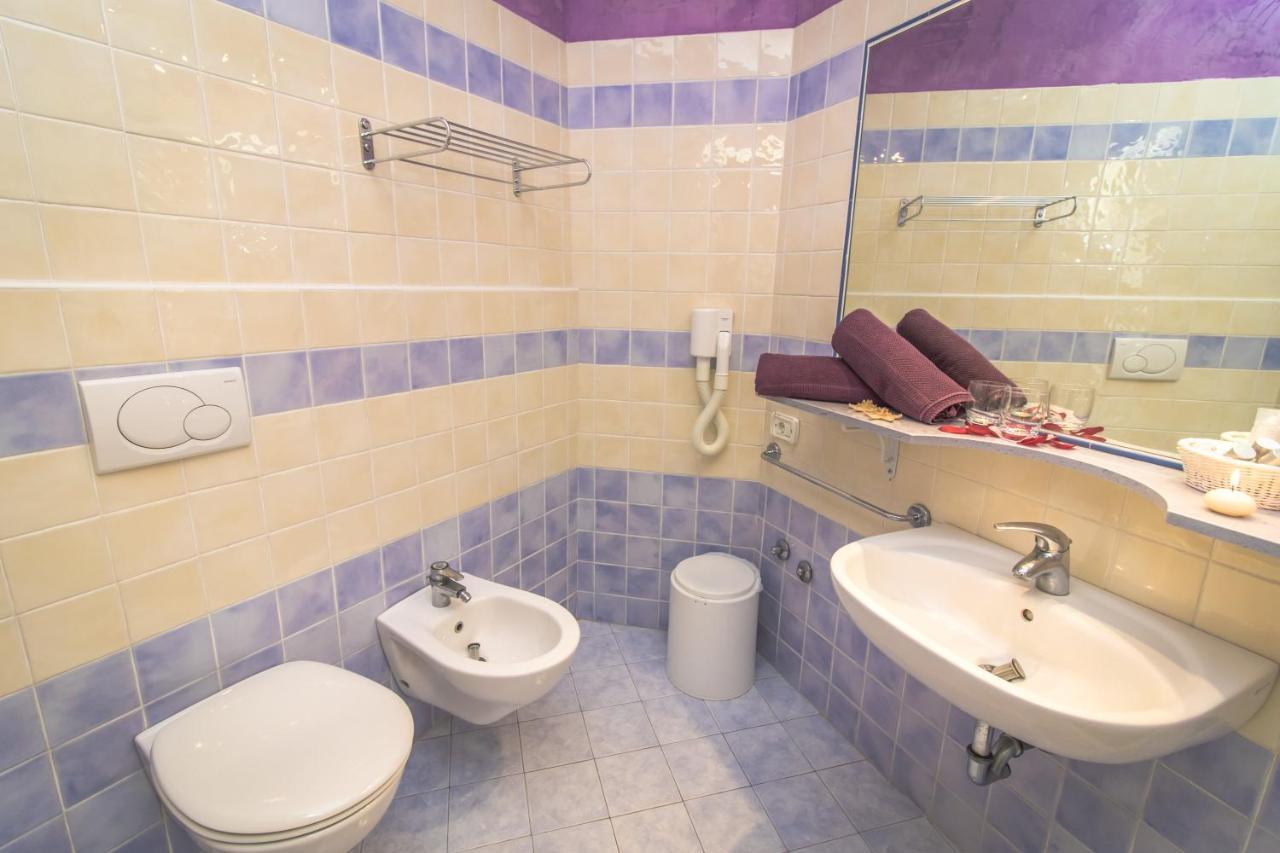 Hotel London Cattolica Extérieur photo